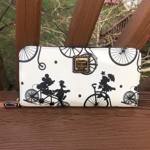 Disney Dooney & Bourke Flower & Garden Wallet